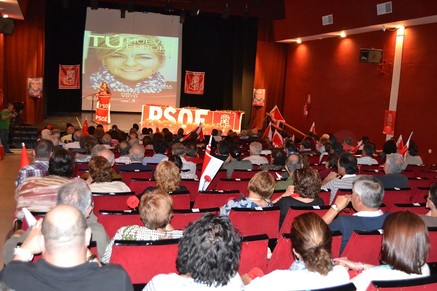El PSOE pide el voto en un acto que congregó a muchos simpatizantes